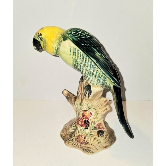 Beswick Ceramic Parrot Figurine multicolored Made In England - Picture 1 of 6